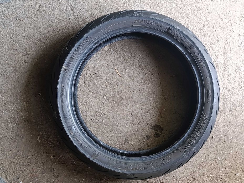 МОТО ГУМИ - Dunlop, Michelin, Battlax, Pirelli