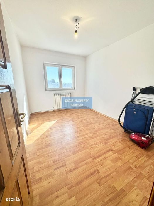 Apartament 3 camere de vânzare – Decebal