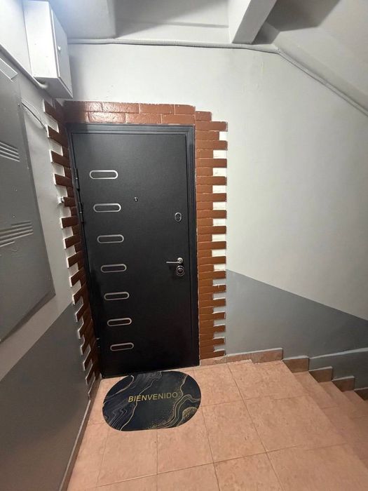 Алайский Продается 3 комнатная квартира метро Минор