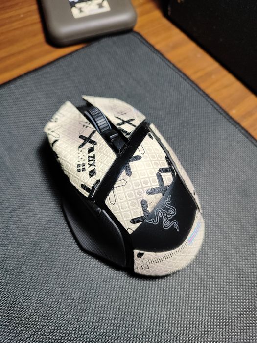 Razer Basilisk v3 pro 30DPI  sotiladi