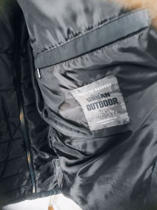 Продам куртку ц 5000