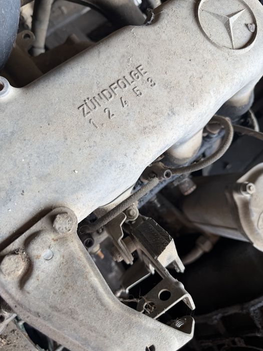 Двигател Mercedes W123 300D OM617