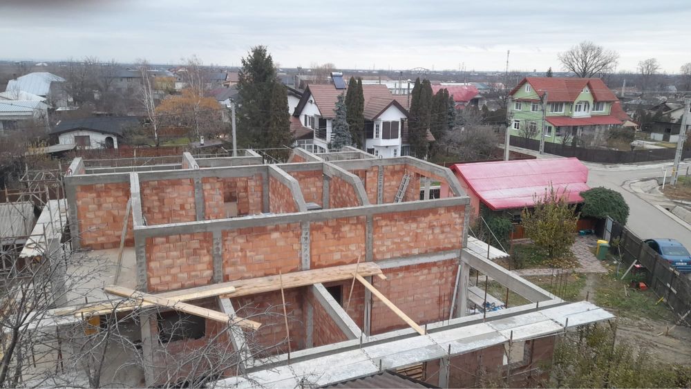 Echipa de constructii construim case de la 0 !