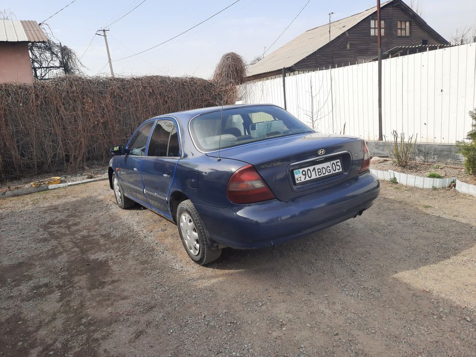 Продам машину срочно