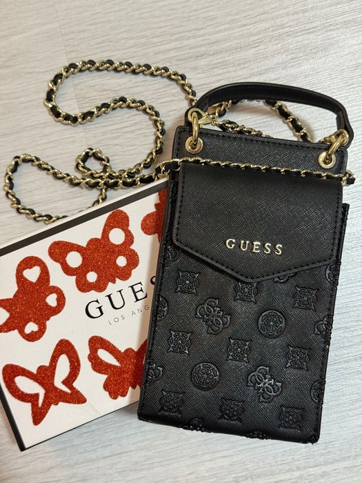 Мини чантичка Guess