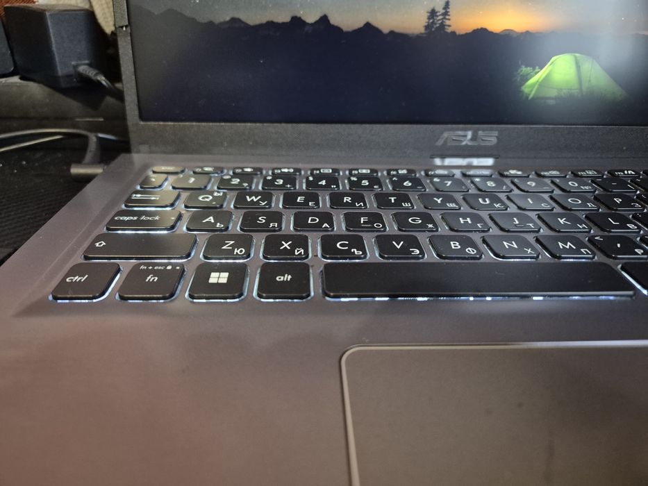 Лаптоп ASUS X515JA