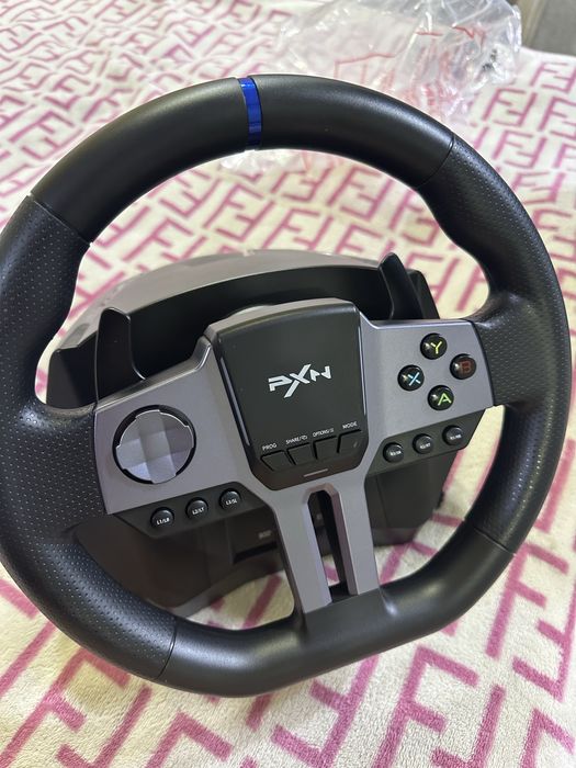 Гонки ,игровой руль