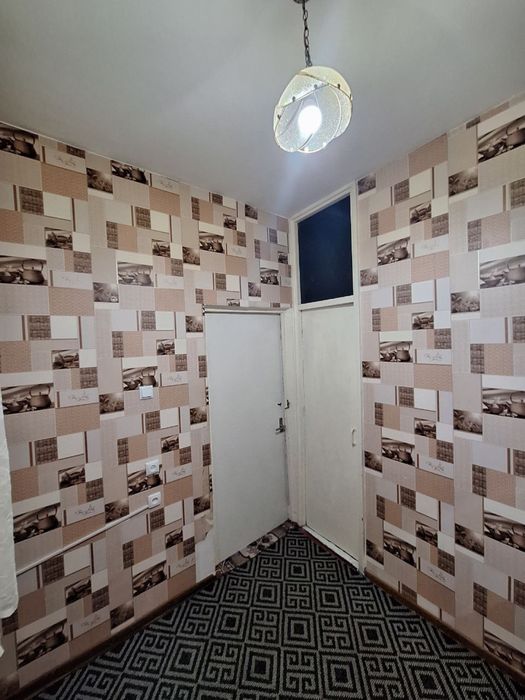 [БЕЗМАКЛЕР] 2 хонали 3 хона килинган квартира сотилади