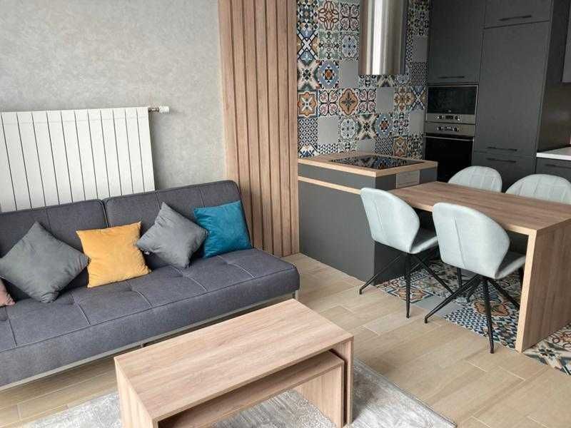 Двустаен апартамент в ж.к. Младост 3