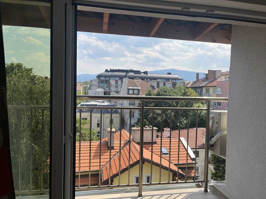 Дава се под наем Едностаен апартамент в София, Оборище - 40 кв.м за 650 € - Снимка #4