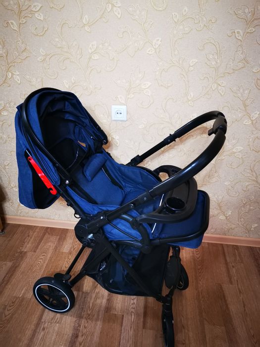 Продаётся детская коляска