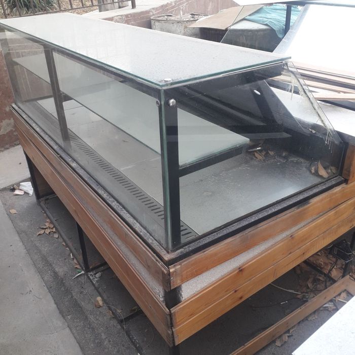 Eski narsalar uydan olib kettamiz