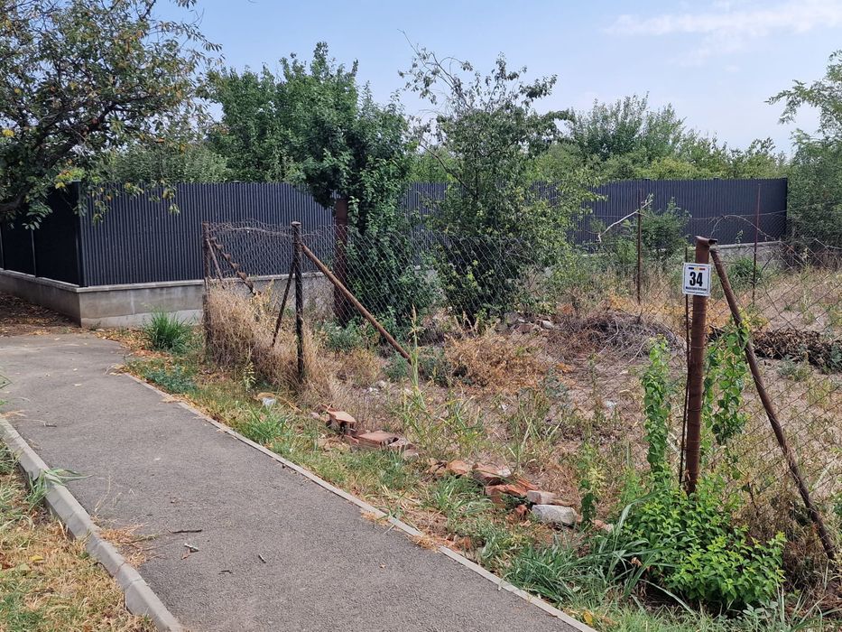 Teren intravilan Urziceni