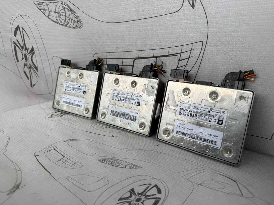 Modul Bluetooth / Telefon UHP High (3 BUC.) Opel Astra J 13353284 2011 / [2010-2015] / (5E3)