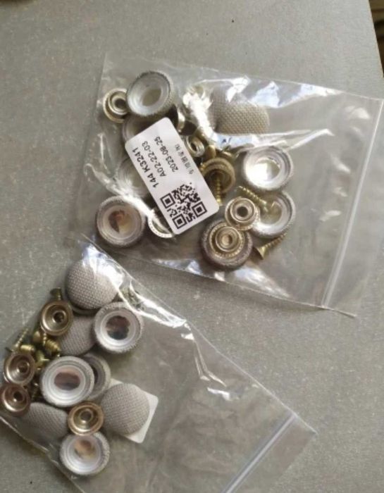 Клипси за виснал таван на автомобил