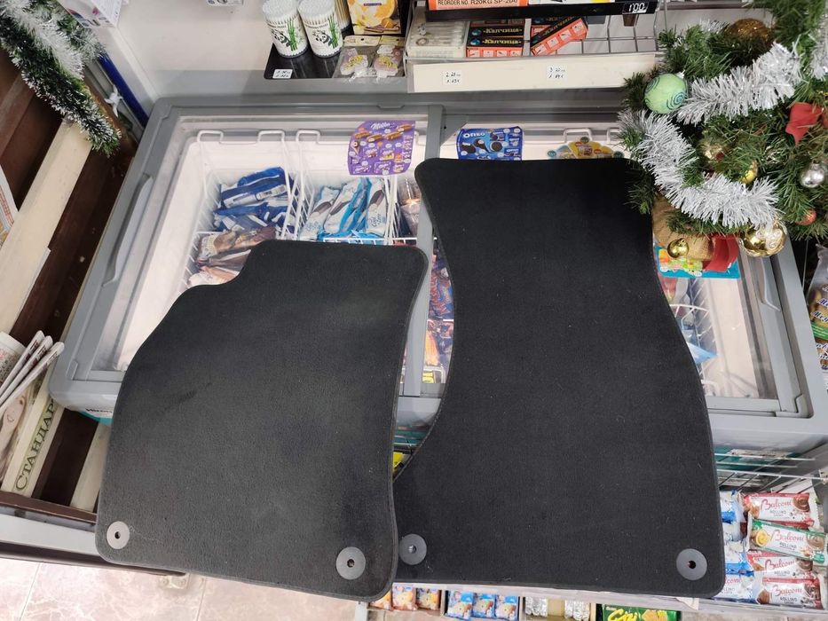 Стелки мокетени Ауди А 5 2015 г.