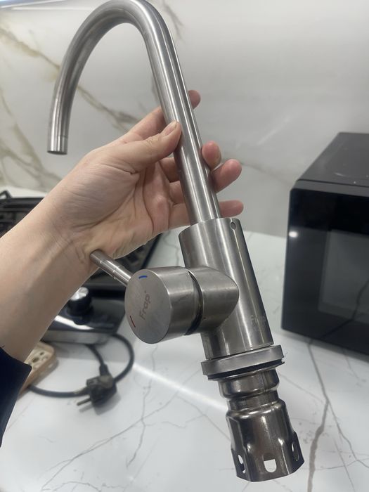 Кухня кран……………….