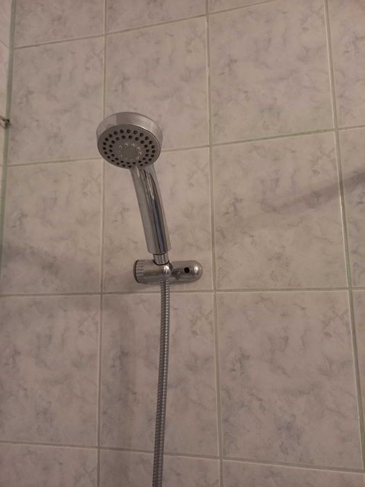 Ванную чугунную продам в хорошем состоянии 1.5м на 0.7м