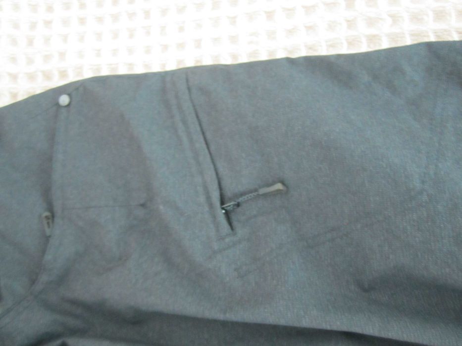 Продавам дамски ски панталон Salomon "S" като нов