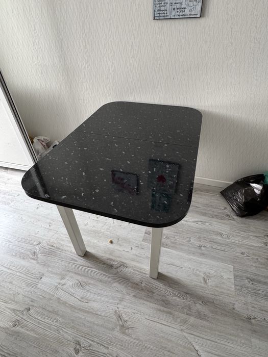 Стол кухонный, раздвижной