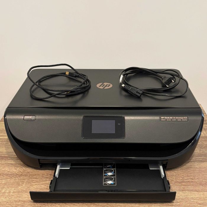 Vând imprimantă HP DeskJet Ink Advantage 4535 Wi-Fi + cartuș sigilat