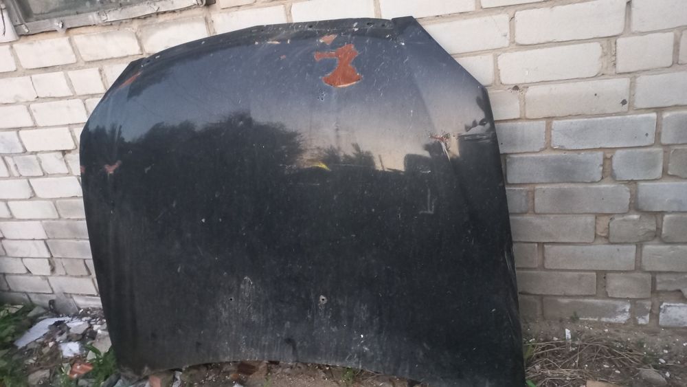 Продам капот приора