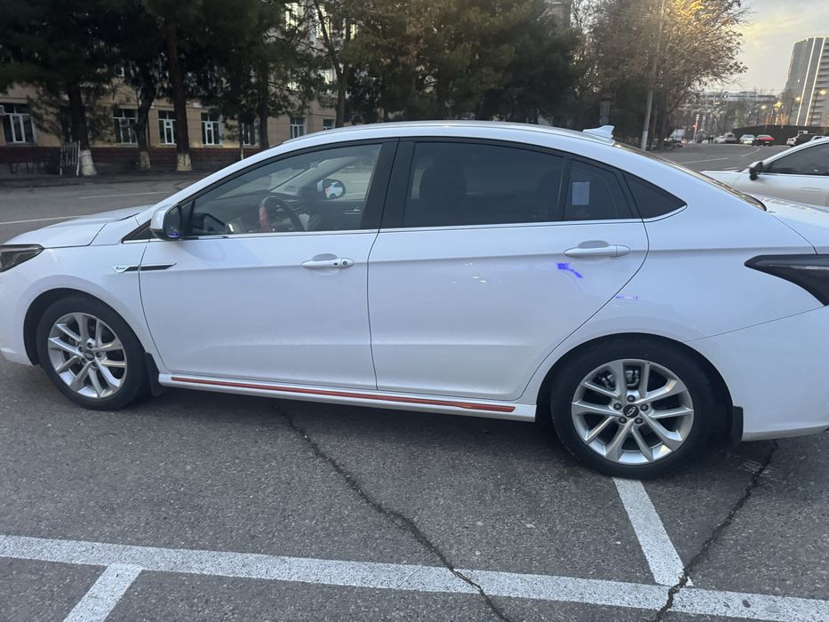 Авто Машина ариззо 6