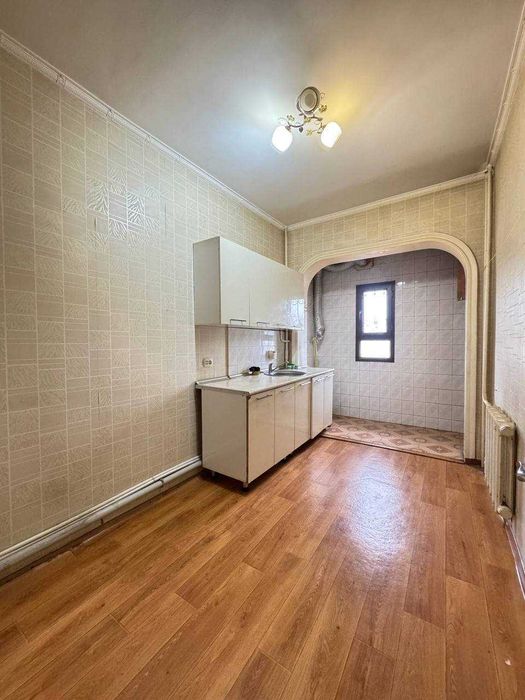 ПРОДАЕТСЯ 3/3/9 Квартира Ор.р: Ц15, Жангох, метро Гафур Гулям