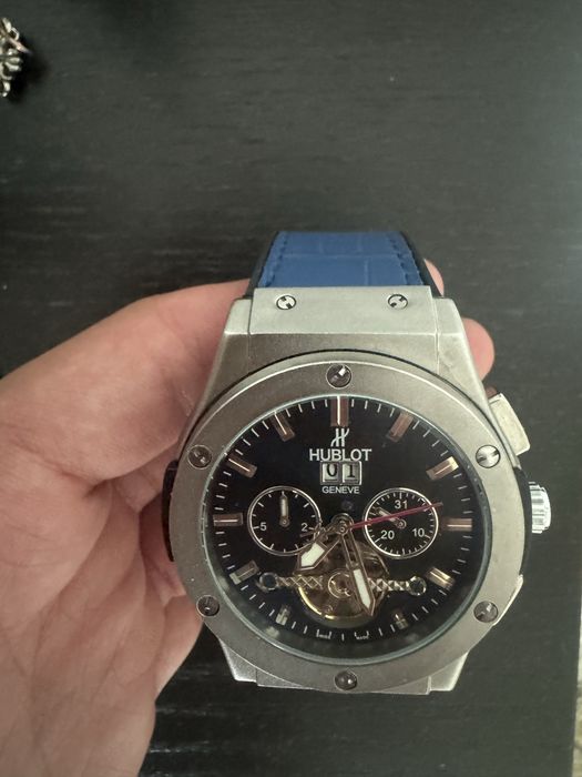 Срочно продам Часы Hublot