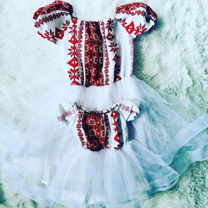 Еднакви Рокли за майка и дъщеря с нородни мотиви / нородна носия