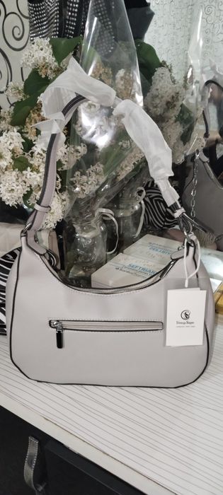 сумочка  вместительная