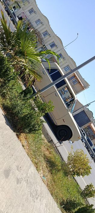 Jiguli 2101   rangi qaymoq 1978 yil