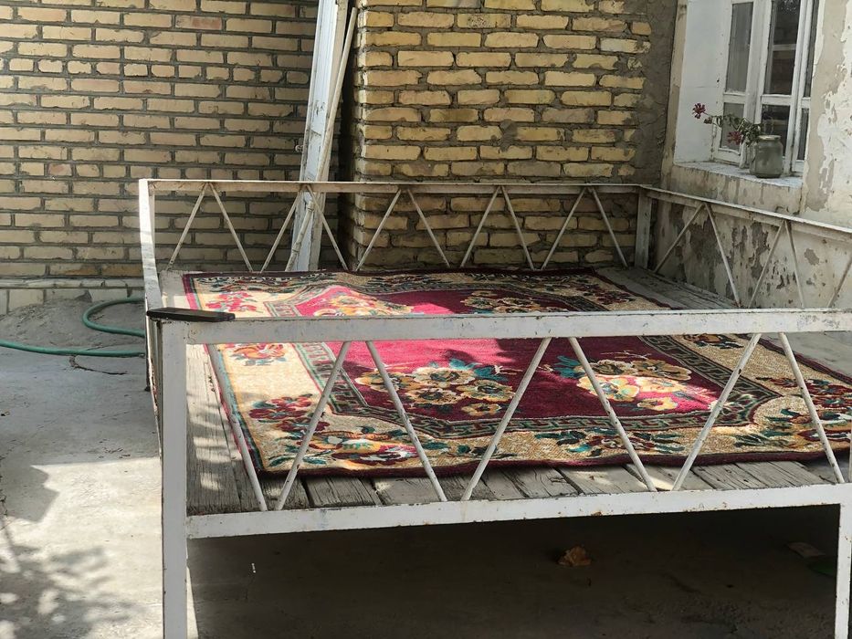 Тапчан сотилади тезда