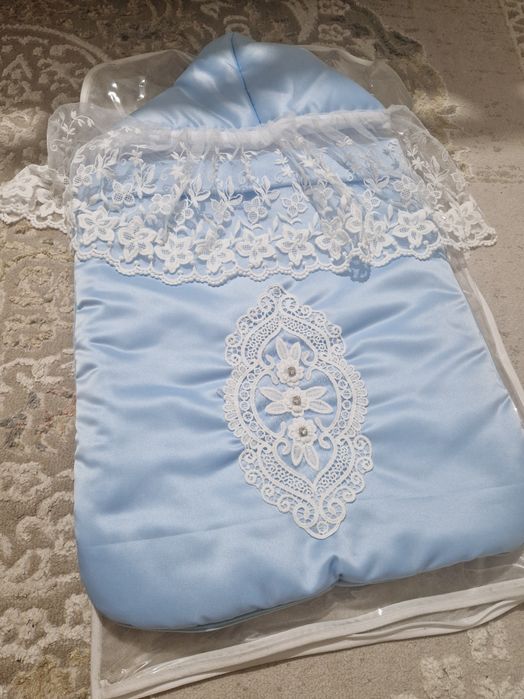 Продам конверт на выписку