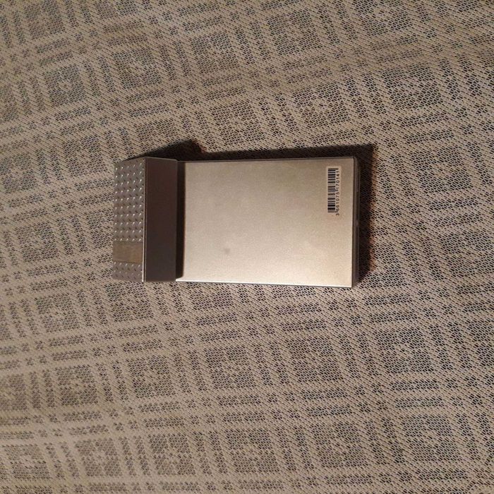 Сребриста Табакера