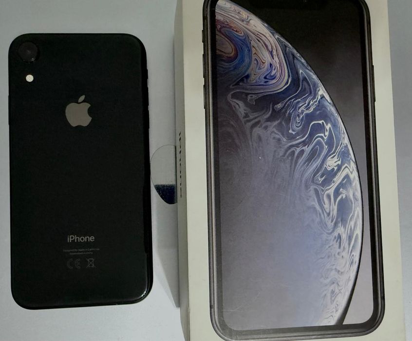 iPhone XR в отличном состоянии