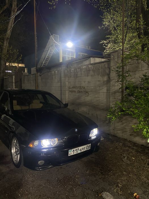 Передние фары BMW E39 рест