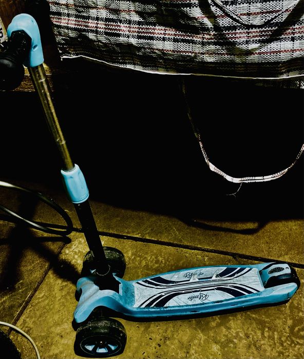 Продам Самокат срочно