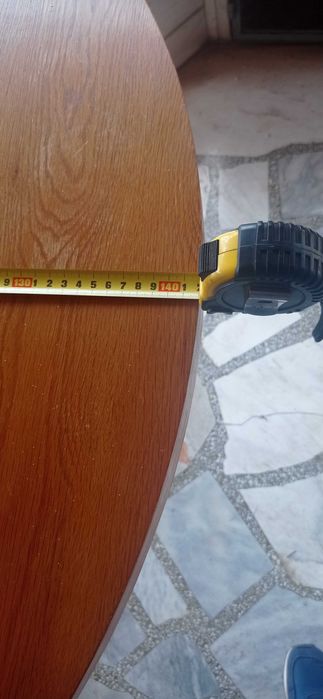 Кухненска маса за хранене