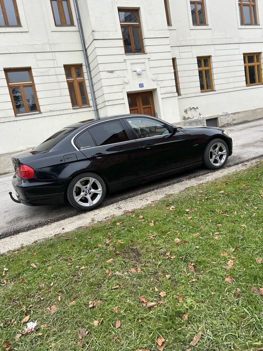 Bmw e90 320D LCI