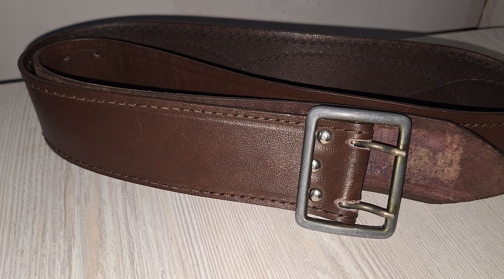 Кожаный армейский ремень