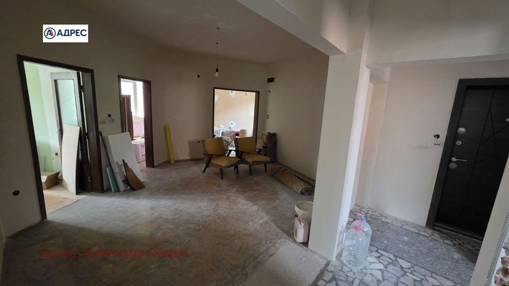 Многостаен в Плевен-Идеален център площ 130 цена 189000