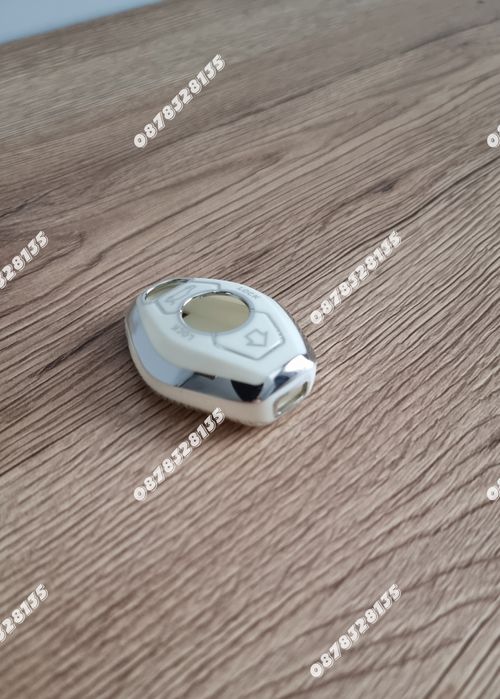 Силиконов кейс за ключ BMW ромбоид бял