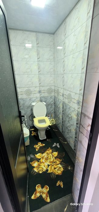 Hovli sotiladi 4 sotik
