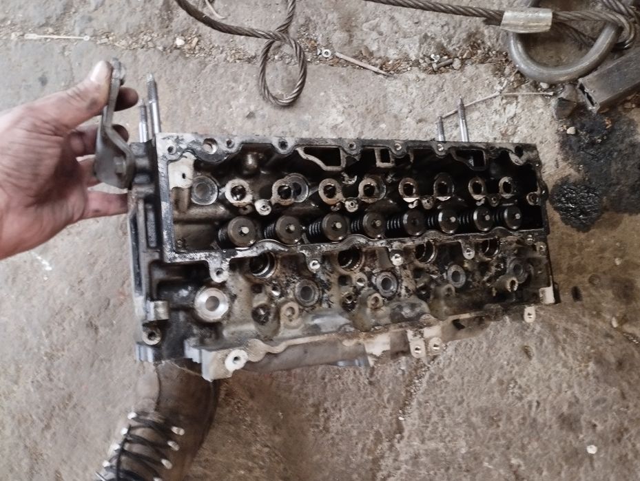 Двигател 1.6HDI 116кс 8v EHDI