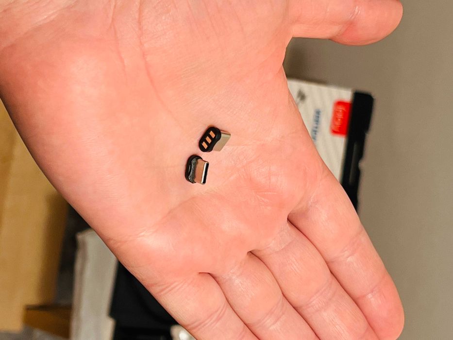 iPLAY dock / stand de incarcare pentru Sony PS5, cu disc sau digital.