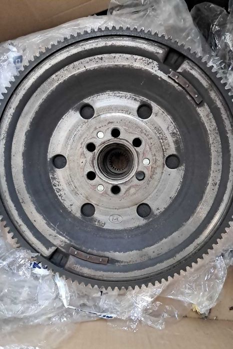 СПЕШНО!!!Маховик LUK за Mercedes Sprinter