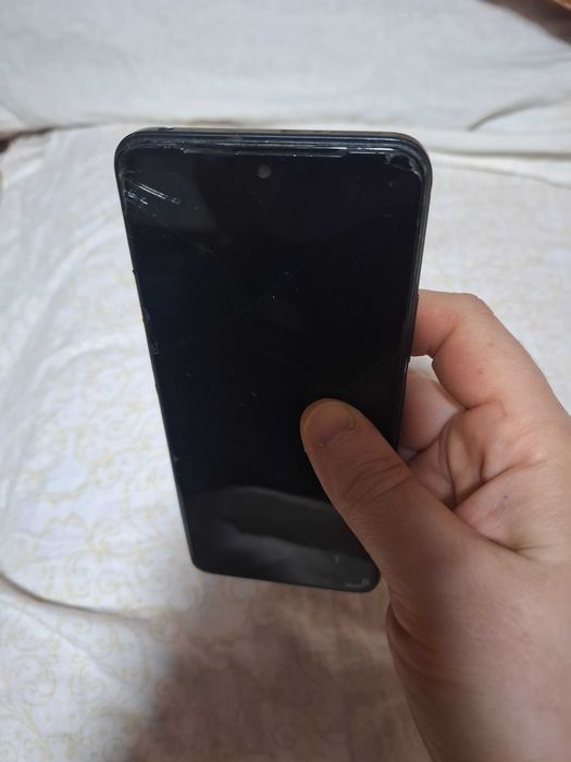 Смартфон Xiaome Redmi note 12