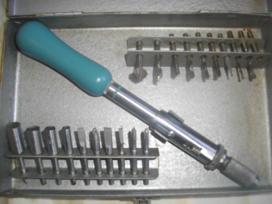 Тестер Микрометър Хладилна чанта Ръчна Отвертка Ендоскоп Пано Алумин