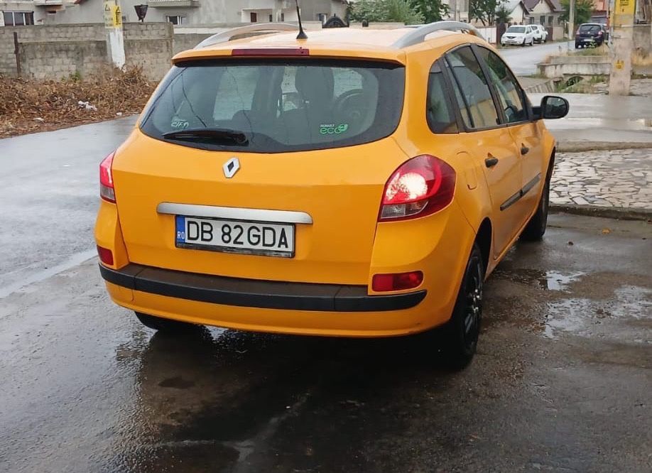 Piese auto din dezmembrari Renault Clio 1.5dci euro 5 2012 orice piesa